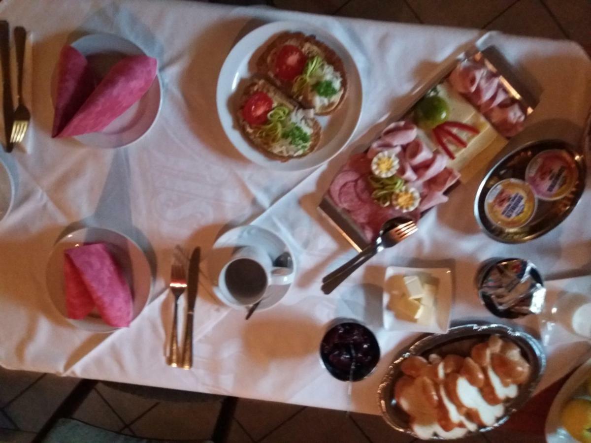 Penzion Kamenny Dvur 빔페르크 외부 사진